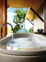 Qualia - Bath & View